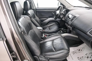 Внедорожник Mitsubishi Outlander 2011 года, 1249000 рублей, Красноярск