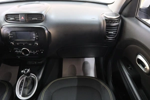 Хетчбэк Kia Soul 2015 года, 1249000 рублей, Омск