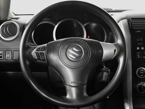 Внедорожник Suzuki Grand Vitara 2011 года, 1099900 рублей, Казань