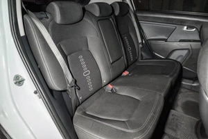 Внедорожник Kia Sportage 2012 года, 1099000 рублей, Ульяновск