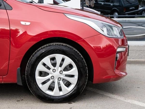 Седан Kia Rio 2019 года, 1298030 рублей, Волгоград