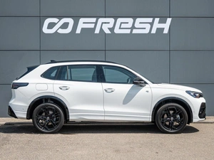 Внедорожник Volkswagen Tiguan L 2026 года, 4820000 рублей, Краснодар