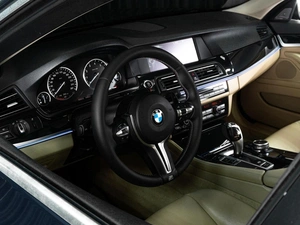 Седан BMW 5 серия 2012 года, 1999000 рублей, Тюмень