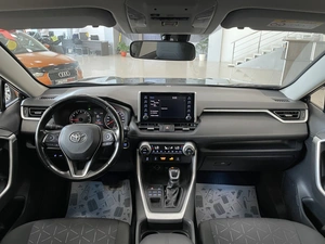 Внедорожник Toyota RAV4 2020 года, 2987000 рублей, Солонцы
