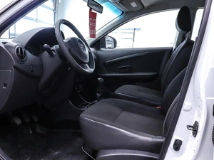 Седан Nissan Almera 2013 года, 629000 рублей, Красноярск