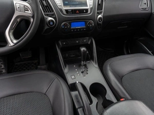 Внедорожник Hyundai ix35 2012 года, 1189000 рублей, Саратов