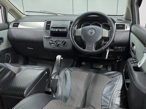 Седан Nissan Tiida 2005 года, 424000 рублей, Ростов-на-Дону