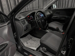 Хетчбэк Kia Rio 2010 года, 565000 рублей, Красноярск