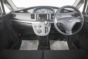 Минивэн Daihatsu Move 2009 года, 489000 рублей, Кемерово