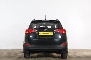 Внедорожник Toyota RAV4 2015 года, 2229000 рублей, Тюмень