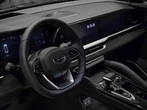 Внедорожник Geely Monjaro 2024 года, 3900000 рублей, Красноярск