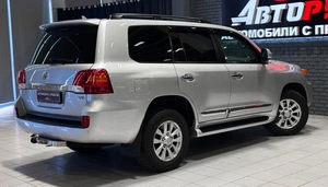 Внедорожник Toyota Land Cruiser 2014 года, 3490000 рублей, Красноярск