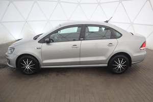 Седан Volkswagen Polo 2017 года, 1200000 рублей, Орёл