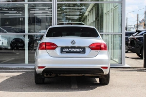 Седан Volkswagen Jetta 2013 года, 850000 рублей, Ярославль