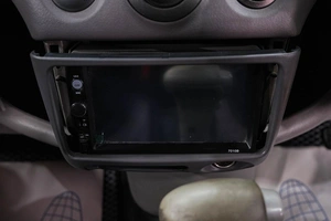 Седан Toyota Platz 2000 года, 379000 рублей, Новокузнецк