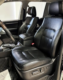 Внедорожник Toyota Land Cruiser 2014 года, 4200000 рублей, Красноярск