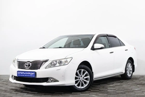 Седан Toyota Camry 2012 года, 1489000 рублей, Сургут