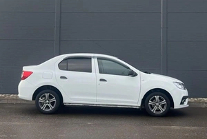 Седан Renault Logan 2017 года, 600000 рублей, Солонцы