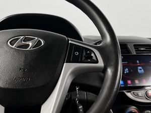 Хетчбэк Hyundai Solaris 2012 года, 698900 рублей, Казань