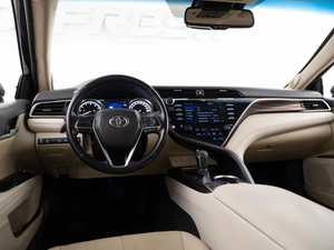 Седан Toyota Camry 2018 года, 2834444 рублей, Москва
