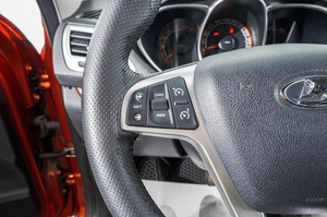 Седан ВАЗ (LADA) Vesta Cross 2019 года, 899000 рублей, Барнаул