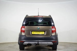 Внедорожник Skoda Yeti 2012 года, 829000 рублей, Оренбург