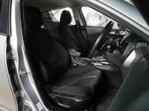 Седан Mazda Axela 2017 года, 1669000 рублей, Воронеж