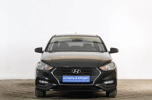 Седан Hyundai Solaris 2017 года, 1299000 рублей, Тюмень