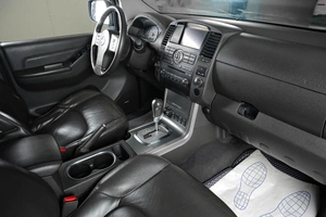 Пикап Nissan Navara 2011 года, 1699000 рублей, Тюмень