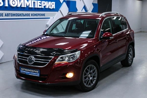 Внедорожник Volkswagen Tiguan 2010 года, 1248000 рублей, Солонцы
