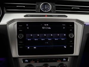 Седан Volkswagen Passat 2019 года, 1719050 рублей, Москва