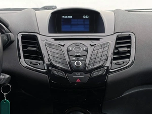 Седан Ford Fiesta 2015 года, 790000 рублей, Орёл