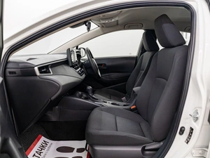 Универсал Toyota Corolla 2019 года, 1727000 рублей, Красноярск