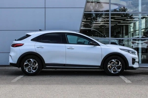 Внедорожник Kia XCeed 2020 года, 2050000 рублей, Ярославль