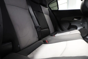 Хетчбэк Chevrolet Cruze 2012 года, 679000 рублей, Новосибирск