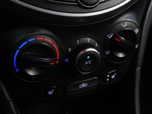 Седан Hyundai Solaris 2015 года, 1081000 рублей, Воронеж