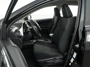 Внедорожник Toyota RAV4 2018 года, 2559050 рублей, Москва