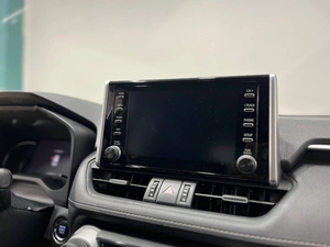 Внедорожник Toyota RAV4 2021 года, 3549000 рублей, Красноярск