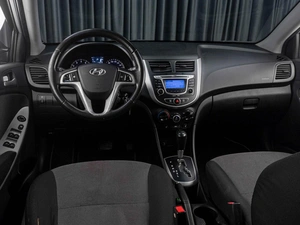Седан Hyundai Solaris 2013 года, 779000 рублей, Тюмень