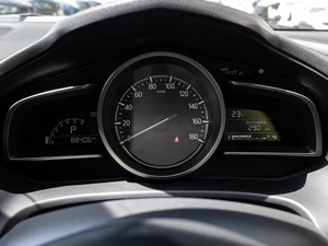 Хетчбэк Mazda Axela 2016 года, 1185000 рублей, Краснодар