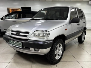Внедорожник Chevrolet Niva 2005 года, 349000 рублей, Ачинск