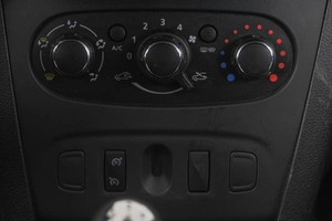 Хетчбэк Renault Sandero Stepway 2018 года, 999000 рублей, Кемерово