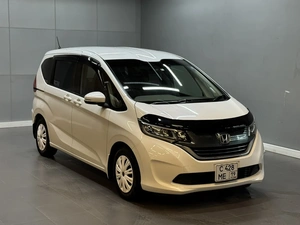 Минивэн Honda Freed 2018 года, 1547000 рублей, Красноярск