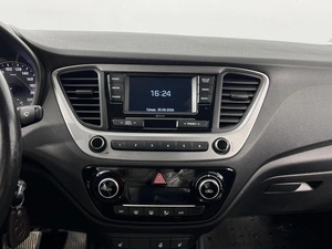Седан Hyundai Solaris 2019 года, 1249000 рублей, Казань