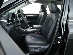 Внедорожник Toyota Highlander 2026 года, 5398999 рублей, Москва