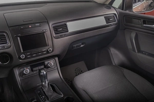 Внедорожник Volkswagen Touareg 2012 года, 2459000 рублей, Томск