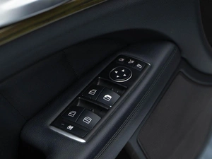 Седан Mercedes-benz CLS-класс 2014 года, 2798055 рублей, Москва