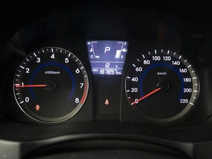 Седан Hyundai Solaris 2014 года, 840000 рублей, Омск