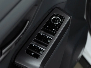 Внедорожник Toyota RAV4 2026 года, 4837444 рублей, Москва