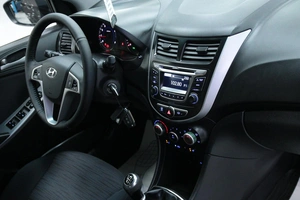 Хетчбэк Hyundai Solaris 2014 года, 978000 рублей, Солонцы